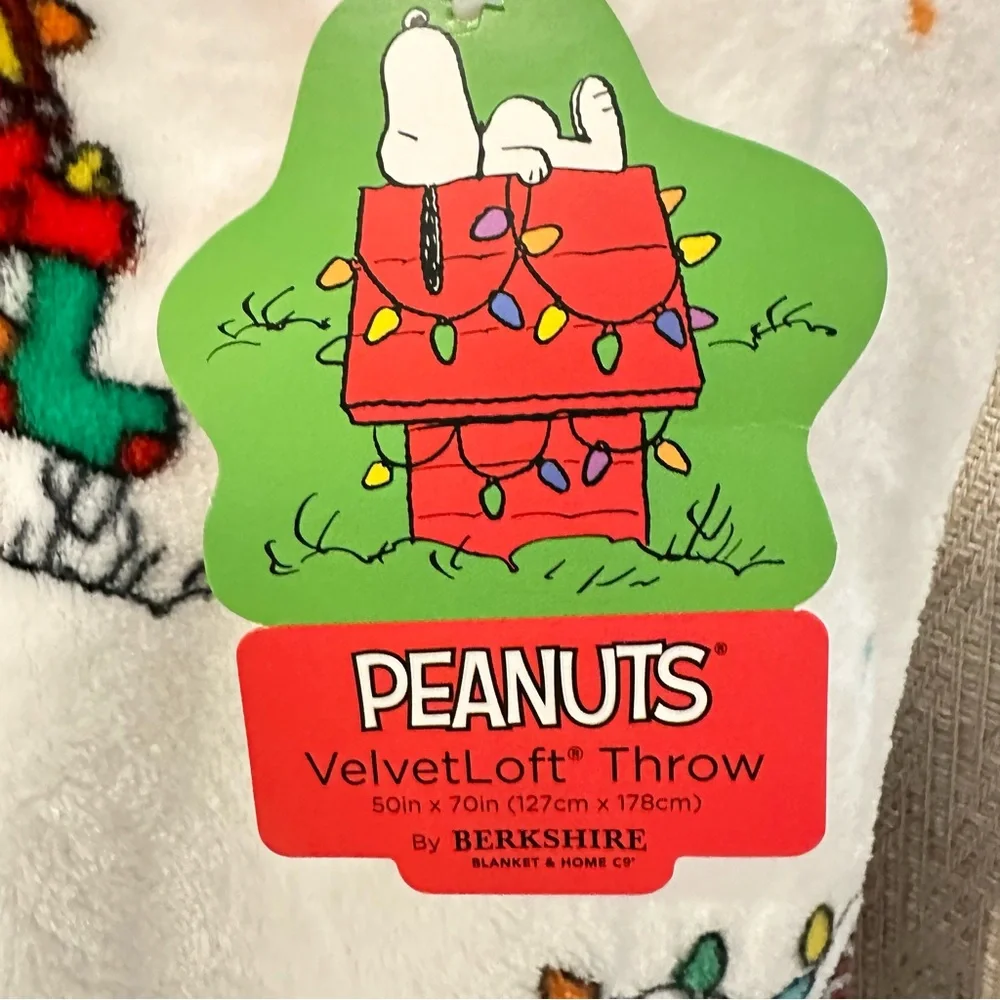 PEANUTS Snoopy Woodstock Christmas Lights Soft Throw Blanket 50